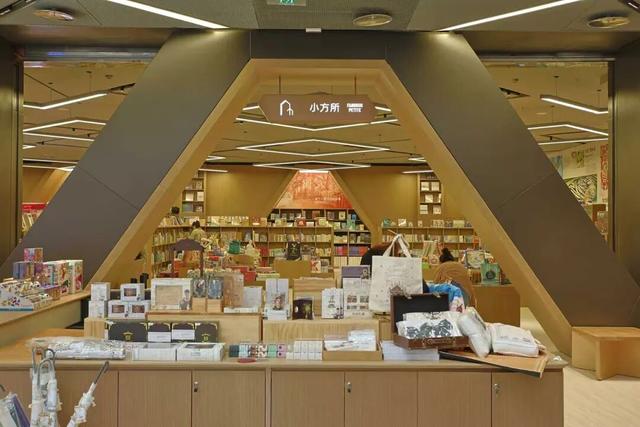 五棵松真的有五棵松树吗？