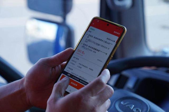 AI“进场”后！“批发重镇”里的“小单快反”广东样本