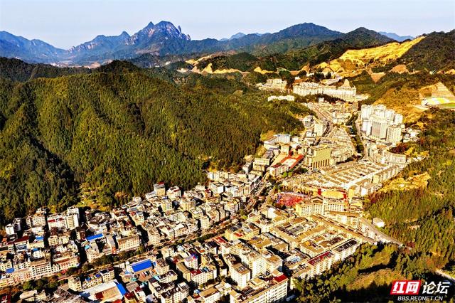 解锁广西小众秘境：金秀瑶寨，山水如画