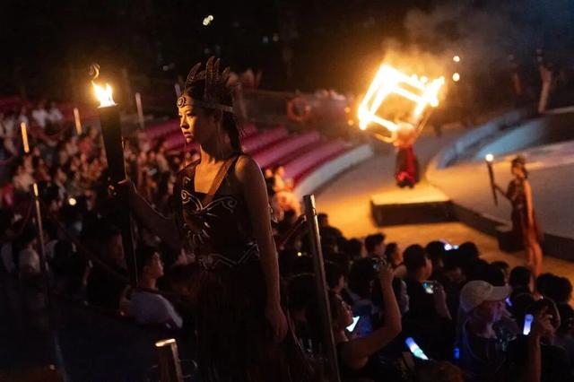 花都跨年大戏！花火、千灯、电音……仪式感拉满!