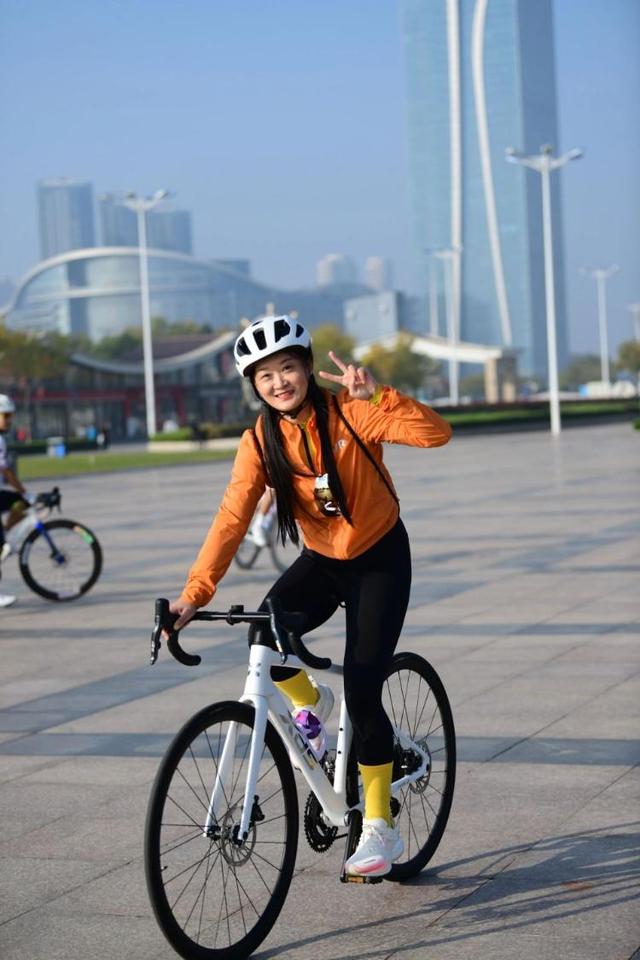 今天，骑遇日照，出发！他们共赴最美秋日！