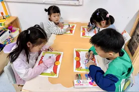 手绘贺卡送妈妈：爱你，不止这一天图片