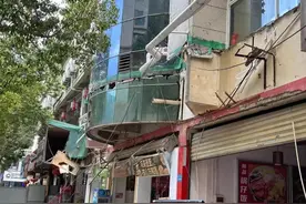 锐评丨3人死亡7人受伤！户外广告牌不能成安全盲区图片