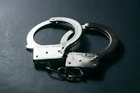 精神病人犯罪，从来不是“一律无责” | 新京报专栏图片