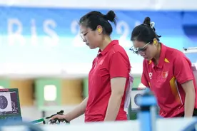 中国女曲、女篮巴黎首秀，女子射箭、张雨霏、覃海洋冲金图片
