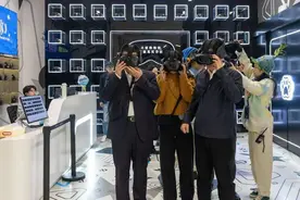 科技+文旅 幾米绘本VR剧场《我的世界都是你》成都热演图片