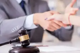 鲁法案例 | 当事人对代理人的代理行为不认可，能否主张赔偿？图片