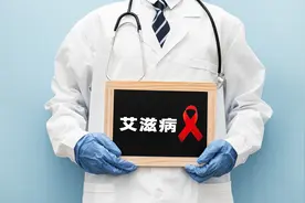 “柏林病人”成世界第一例艾滋病治愈者，为何难再复制？图片
