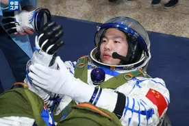 宋令东的微信名，为何十年来都没变过？图片