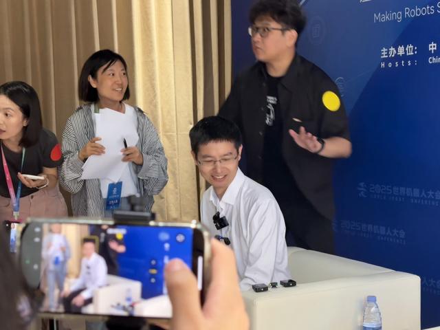 宇树王兴兴：正中规中矩推进上市