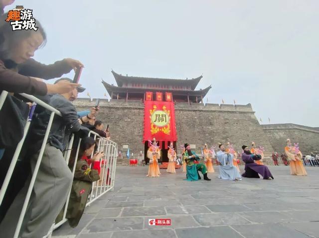 趣游古城！周末大家都在荆州演三国！