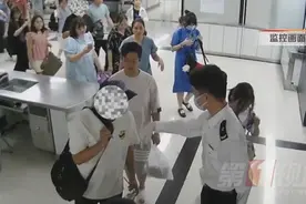 检查男子的裤裆后，海关关员震惊了……图片