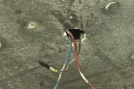 离谱！夫妻外出旅游，自家别墅烧了15个小时竟没人管……图片