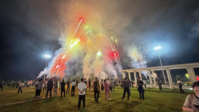 看烟花、观花海、造微缩园林......去柏加镇感受8种趣味玩法