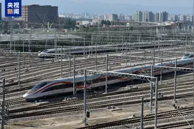 山西首次开行新型复兴号智能动车组 “新”在哪儿？图片