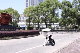 身骨易碎 傲骨不屈 “瓷娃娃”笑迎研路新生活图片