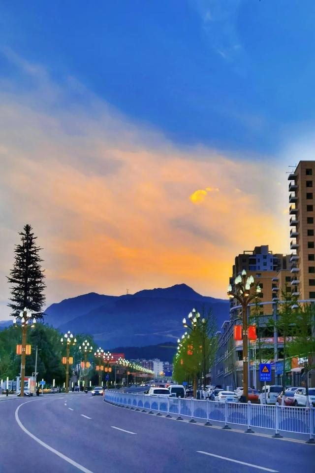 【冬季暖阳 凉山不凉】这一刻，是越西的高级感！