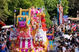 上海欢乐谷即将启动焕新工程，将引入亚洲首台站立式过山车图片