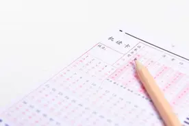 2025年上海中考名额分配到区、到校分数线公布，你的梦校分数达到了吗？图片