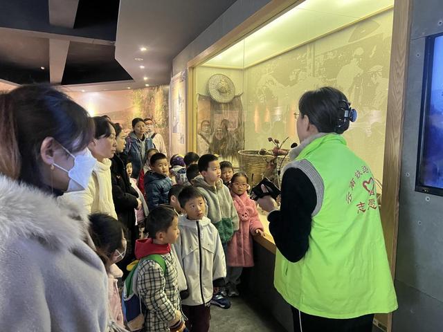 探索铁路文化 记录亲子时光——昆明西二幼参观云南铁路博物馆亲子活动圆满举行