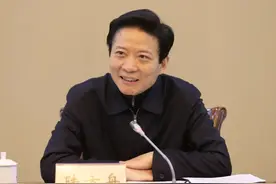坚定信心、形成合力、实干为先！中共嘉定区委举行专题协商座谈会，陆方舟与党外人士深入交流图片