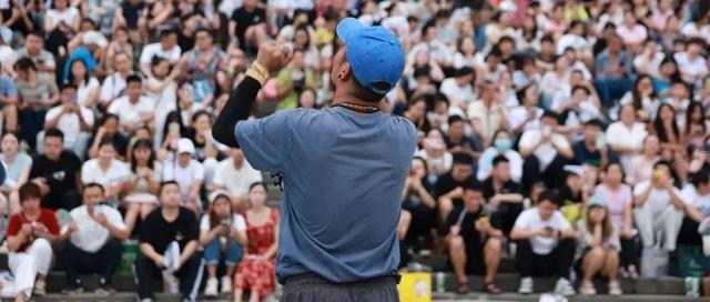 泸州人不骗泸州人！“洪崖洞”的浪漫这里也有→