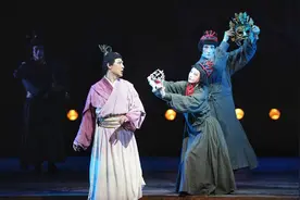 国话话剧《兰陵王》讲述面具与灵魂的寓言图片