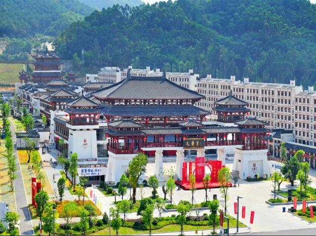 布吉街道锚定大湾区微度假目的地，44个项目系统布局全域旅游