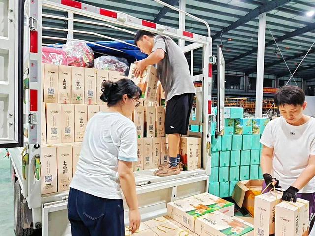 网点铺到村  农货好进城  孝昌电商企业国庆订单增4倍