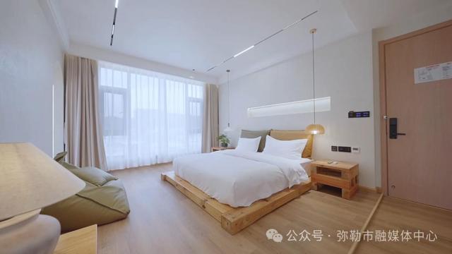 弥勒这个社区人气旺！800家民宿爆满~