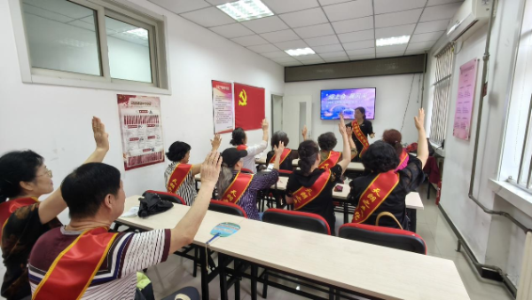 迎上合盛会 聚志愿力量 文明旅游风尚拂社区