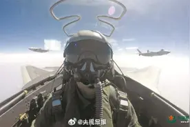 歼20战机最新训练大片来了！图片