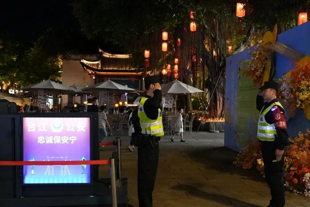 央媒聚焦！福州这条百年古街又火了！