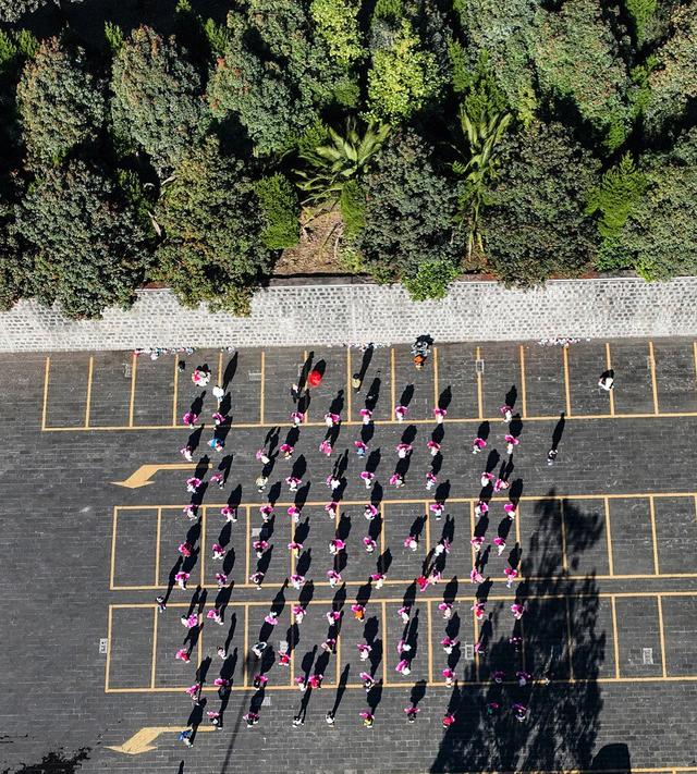 腾冲建设充满绿色、智慧与温情的现代化人民城市