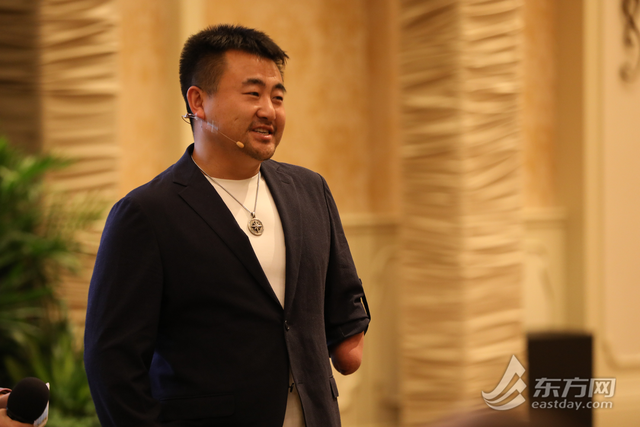 迪士尼魔法遇上无障碍力量：环球船长携200位伙伴共绘“人人共享”新图景