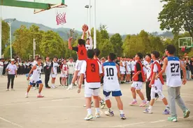 让每个县区至少有一所优质高中图片