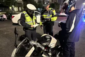 市民举报摩托车“炸街”，交警：安排图片