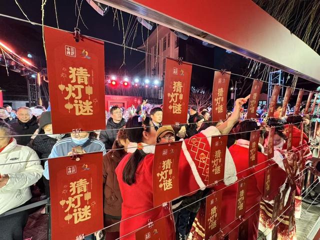 来川沙古镇闹元宵了！赏民俗、品年味、享欢乐，把文化盛宴送到百姓心坎上