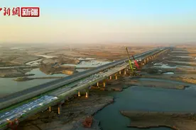 国道219线温昭公路首座特大桥顺利合龙图片