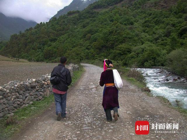 从栈道、公路到夹金山隧道 14张独家影像看60年如何跨越夹金山｜封面头条