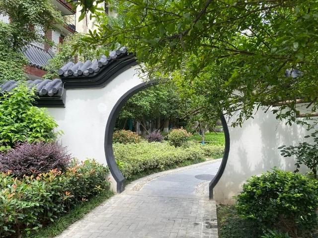 起风了，逛公园去