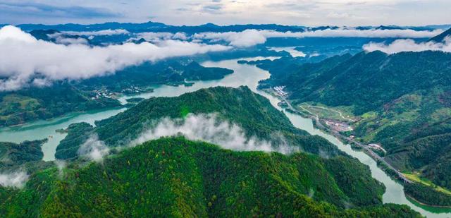 夏秋专属！千岛湖正上演一场渐变的浪漫