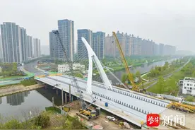 南京江北新区镇南河路跨七里河桥梁计划五月通车图片