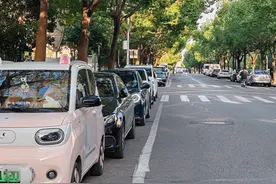 新测评|马路“乱停车”，整治如何更有效？图片