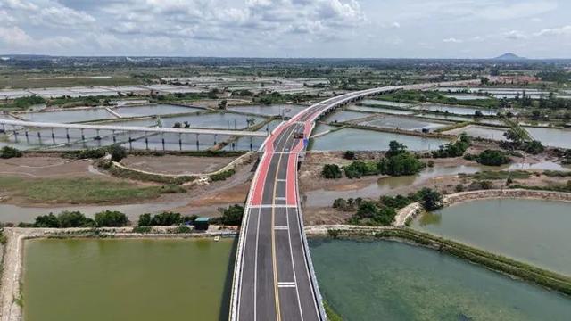 海南环岛旅游公路这一支线即将通车→