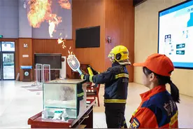 江苏盐城：“开学第一课”  消防安全实操培训走进校园图片