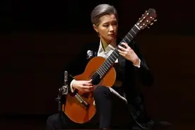 古典吉他演奏家苏萌精彩演出为北京音乐厅2024“乐见古典”开幕图片