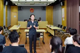 男子出轨足浴店技师，前妻能要回48万余元转账吗？图片