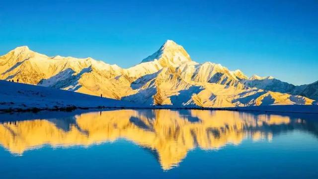 冬天的贡嘎才是真绝色！