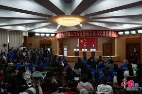 筑梦苍穹再出发——神十八航天员乘组出征纪实图片